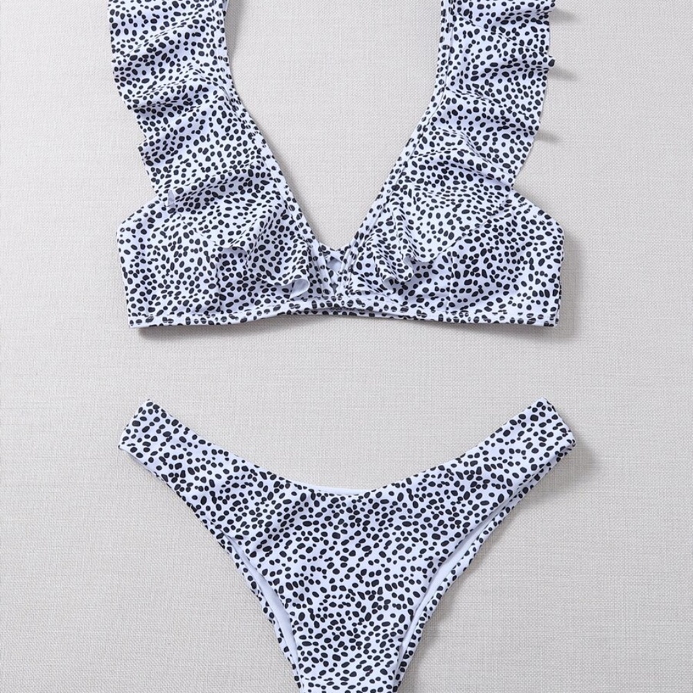polka dot ruffle spring bikini - Picture 3 of 5